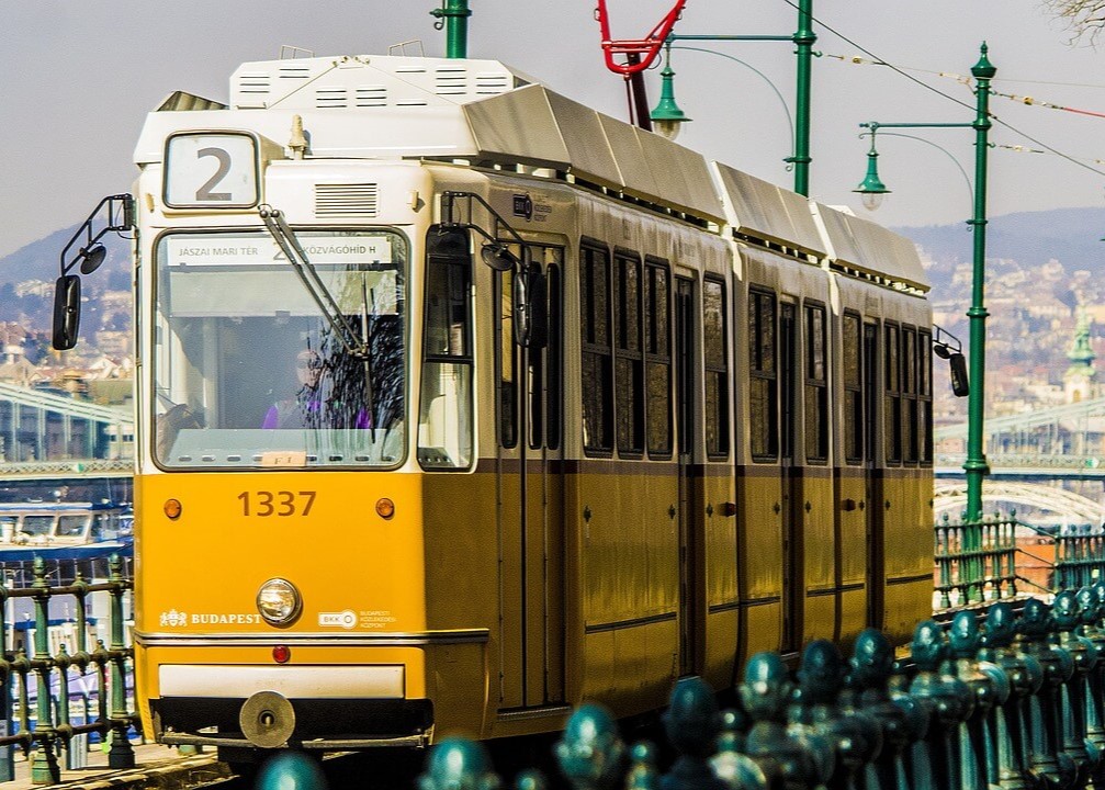 A villamosok is lehetnek szerelmesek?