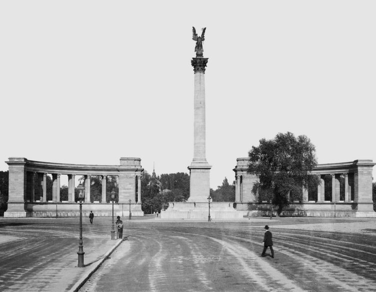 Felállítása után néhány évvel, 1905-ben. Foto: Fortepan