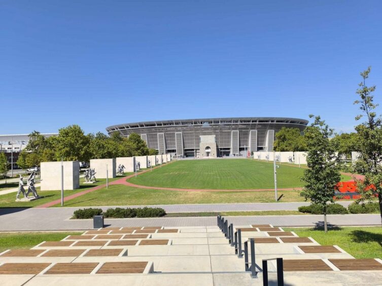 Puskás Aréna szoborparkja. Forrás: pestbuda.hu