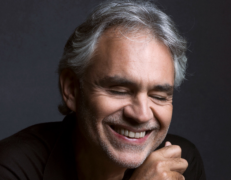 Andrea Bocelli világhírű tenor énekes újra Budapesten lép fel.