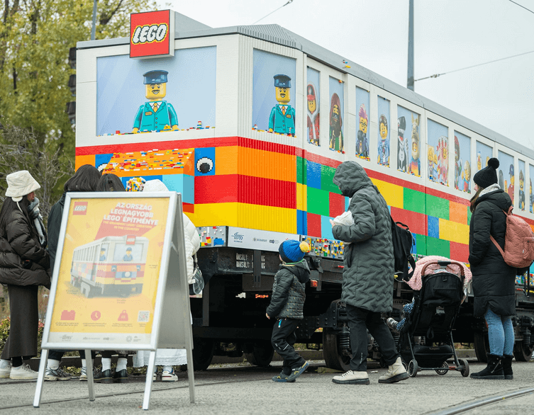 Lego Villamos Budapest Deák Ferenc tér 2024