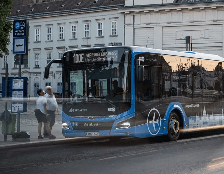 100E reptéri járat sűrűbben közlekedik 2025. május 1-től
