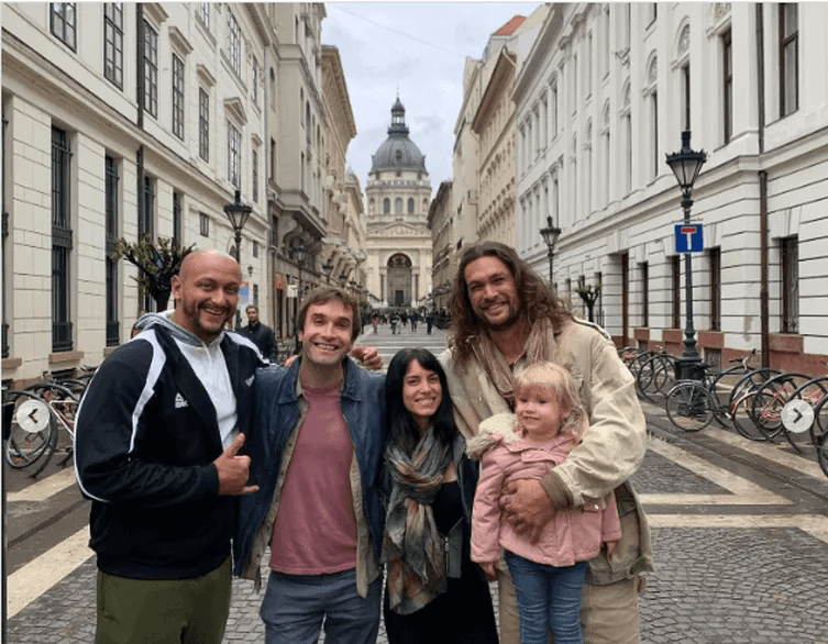 Jason Momoa Budapestre érkezik