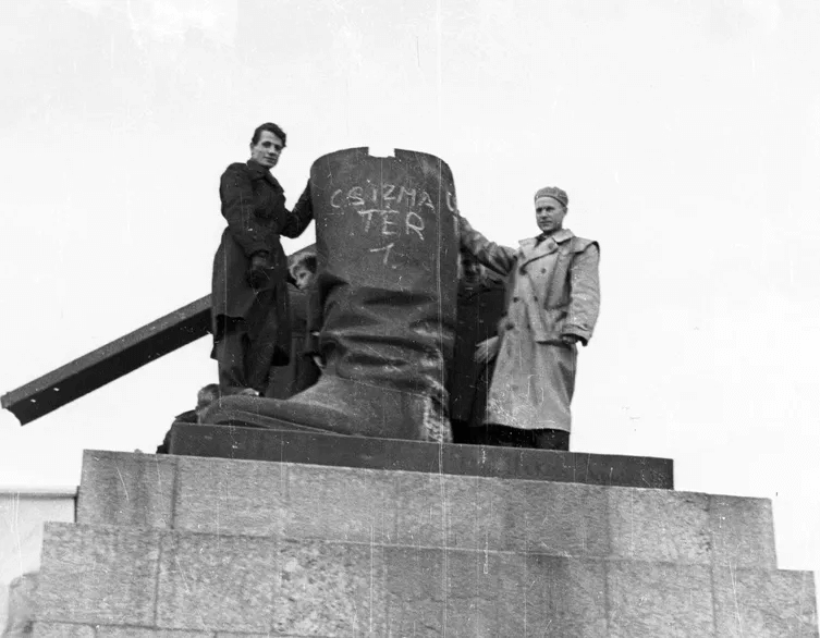 Budapest Park kommunista szobrok