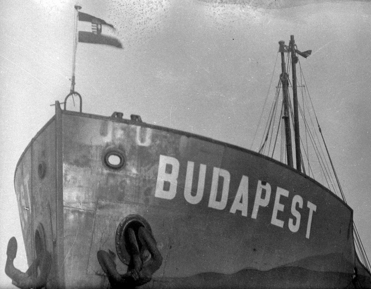 Budapest nevű hajó