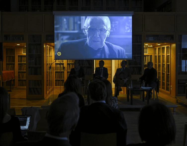 Kurtág György 100. év