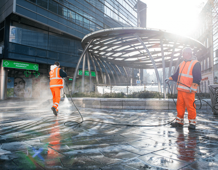 Tavaszi nagytakarítás Budapesten