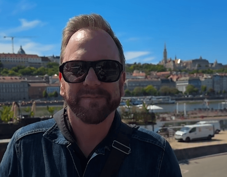Kiefer Sutherland Budapesten