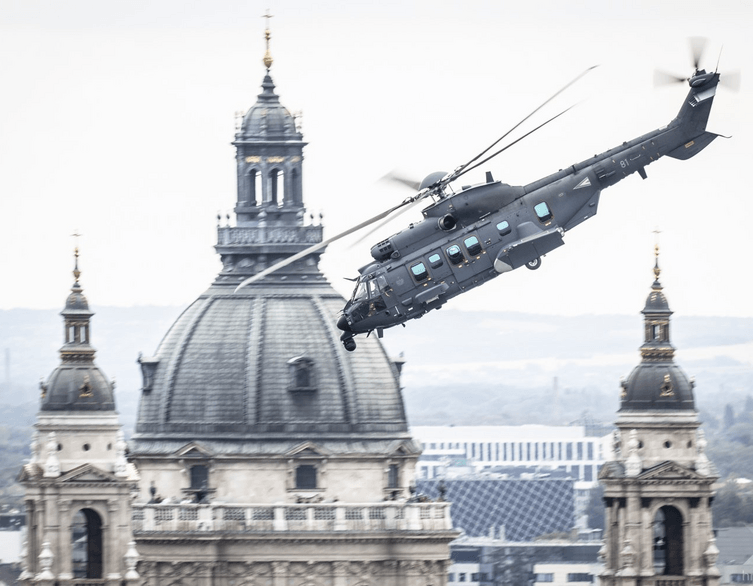 Légi parádé Budapesten